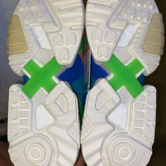 🆕🚹Adidas ZX Torsion Parley, 10.5, NOT SOLD IN US - Picture 6 of 12
